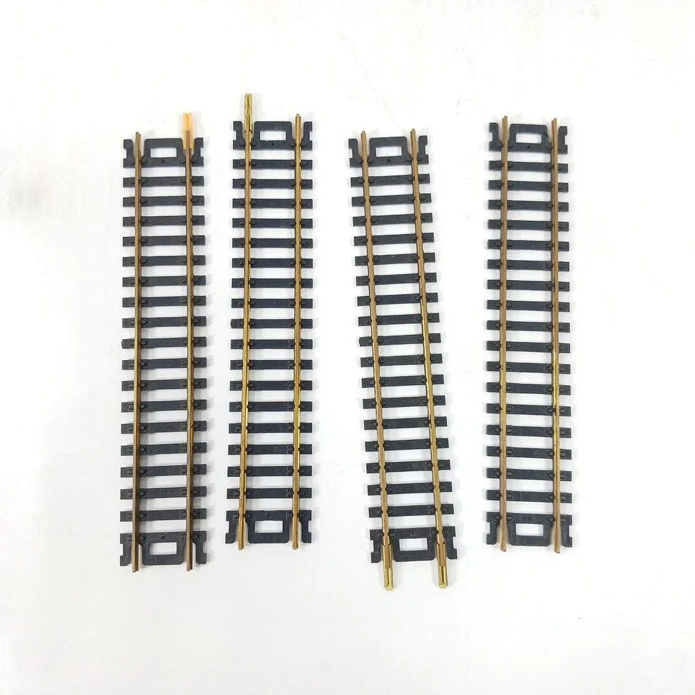 Atlas Snap-Track HO Scale 6 Inch Straight Track Brass Rail Lot of 4 Black Ties